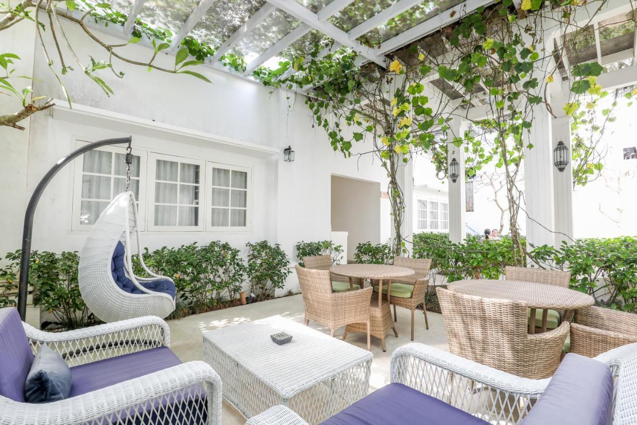 Umalas Suites Seminyak Esterno foto