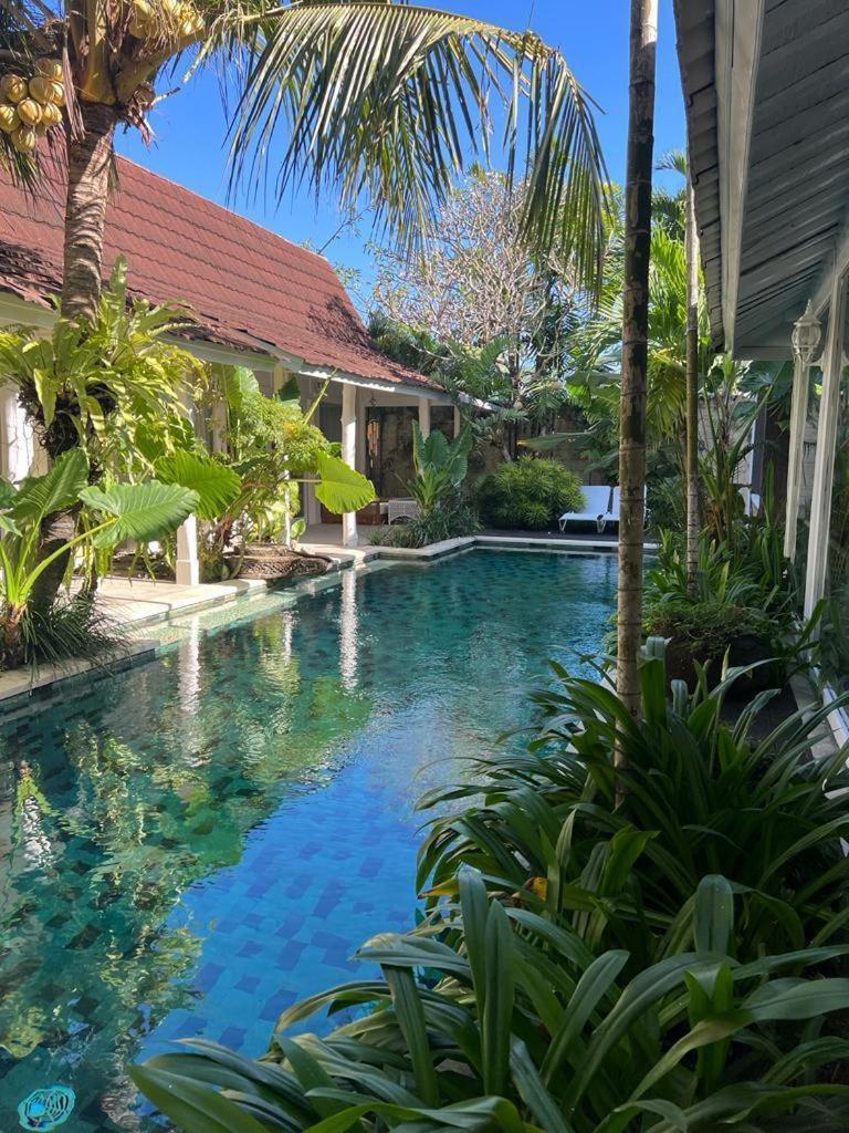 Umalas Suites Seminyak Esterno foto