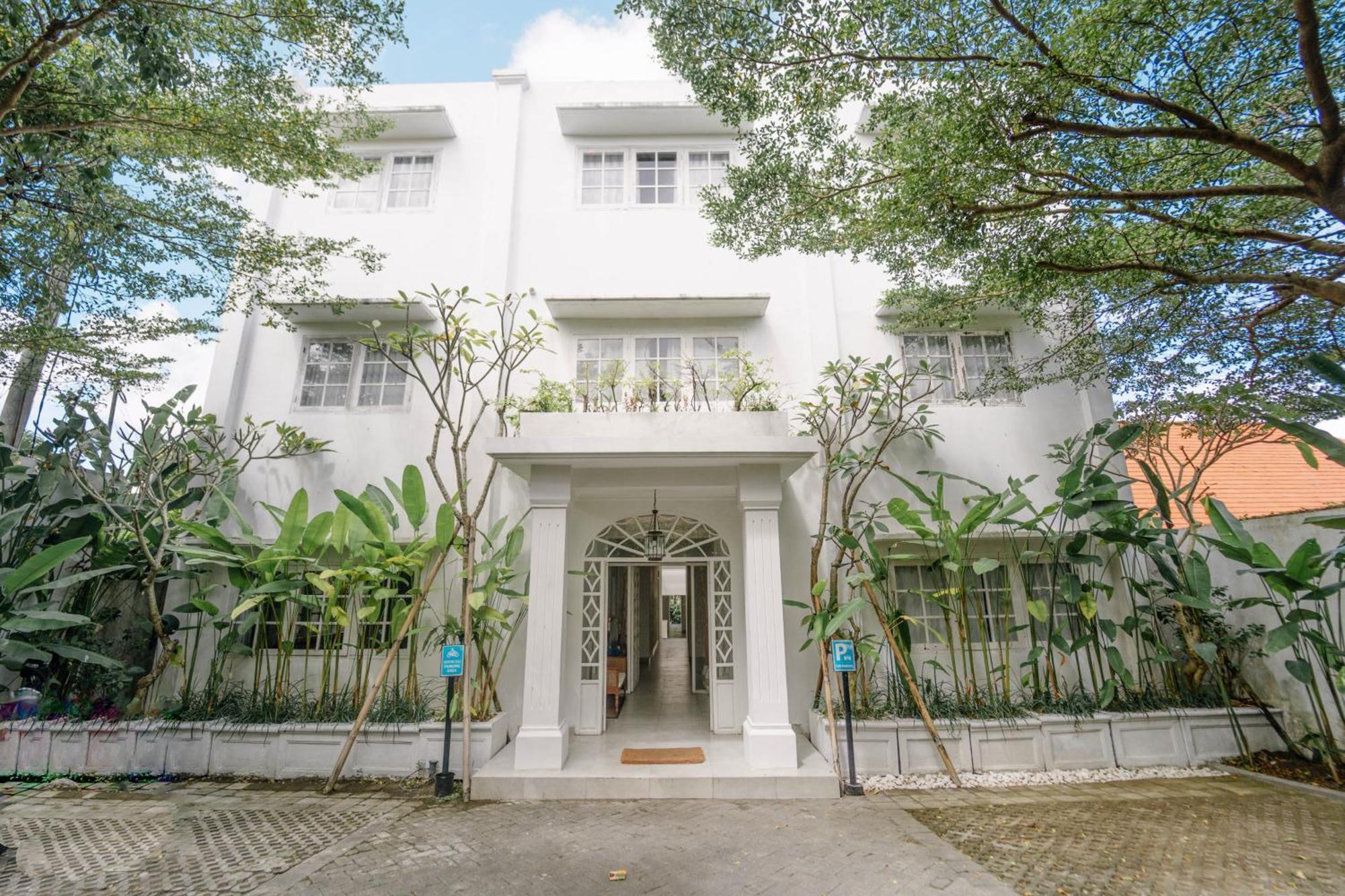 Umalas Suites Seminyak Esterno foto