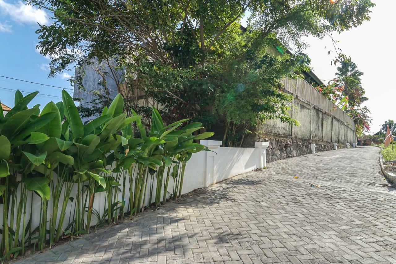Umalas Suites Seminyak Esterno foto