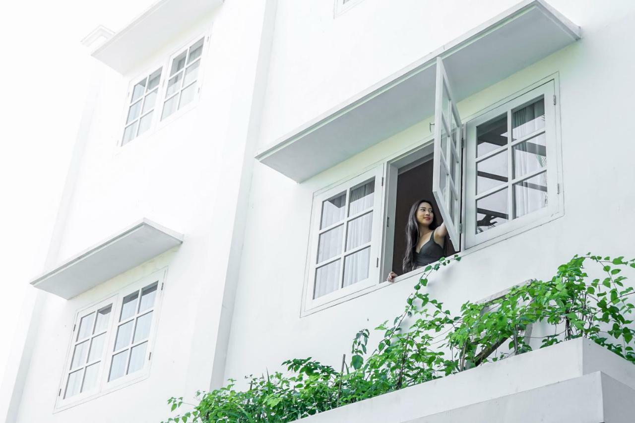 Umalas Suites Seminyak Esterno foto