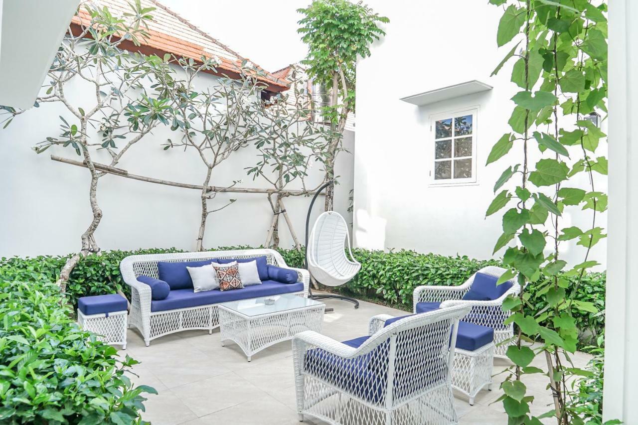 Umalas Suites Seminyak Esterno foto