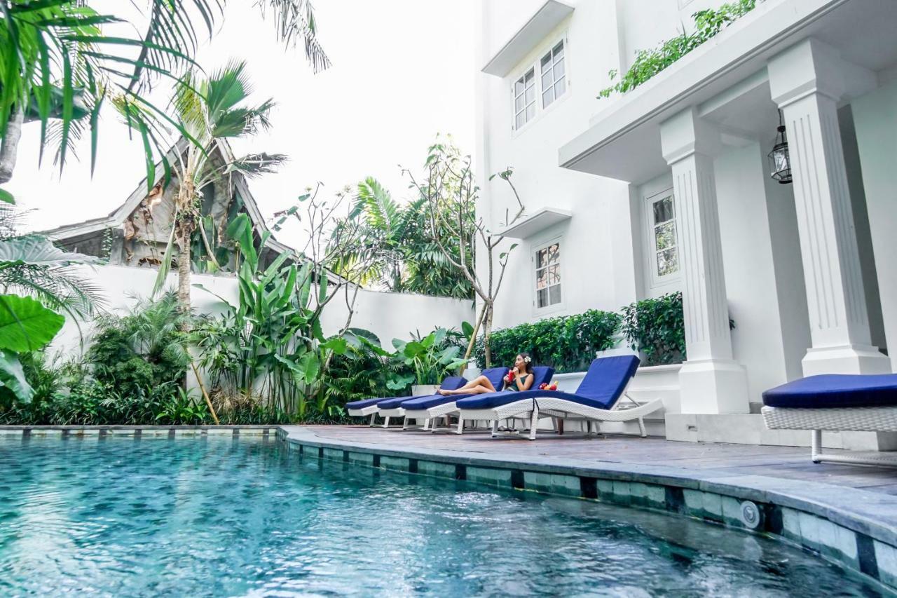 Umalas Suites Seminyak Esterno foto